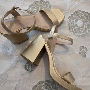 Dream Pairs Metallic Gold Block Heel Ankle Strap Sandals
